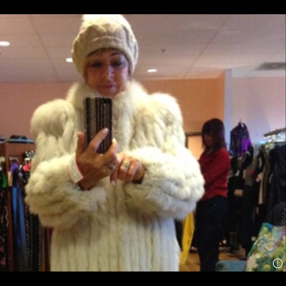 Meet your Posher, Kim - Picture 7 of 8